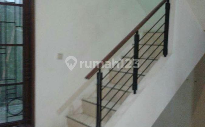 Rumah Cantik di Delatinos Braziliant Bsd Ok Rumah Cantik di Delatinos Braziliant Bsd Ok