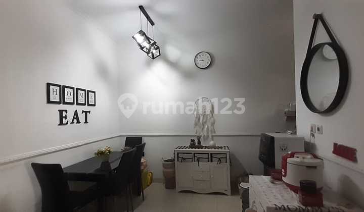 Rumah Cantik di Serpong Terrace Tangerang Selatan Lia