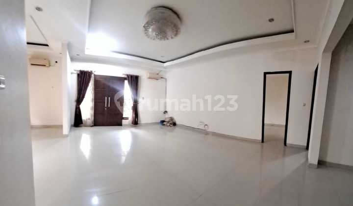 Beautiful House in Delatinos Cluster Buenos Aires BSD Tangerang 2