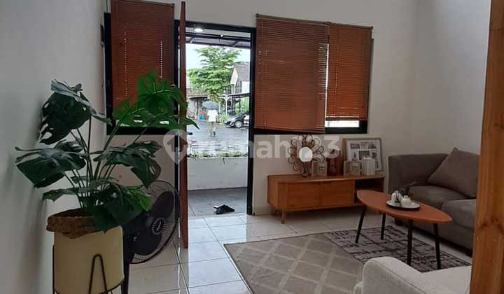 Beautiful House in Habitat Terrace Residence, South Tangerang 2