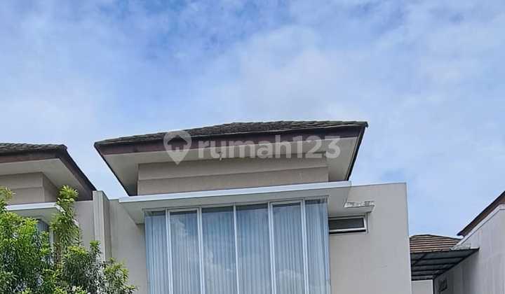 Rumah Cantik di Jade Park Buaran Tangerang Selatan