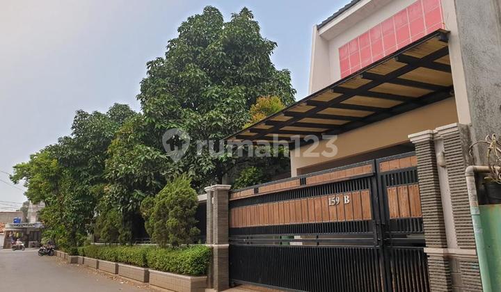 Rumah Cantik Di Tebet Dalam Jakarta Selatan