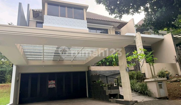 Rumah Cantik di De Park Heliconia Bsd