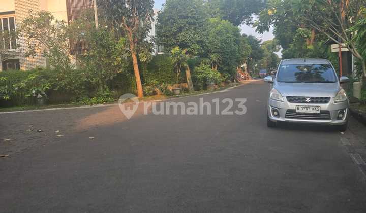 Rumah Cantik Di Anggrek Loka Bsd 1
