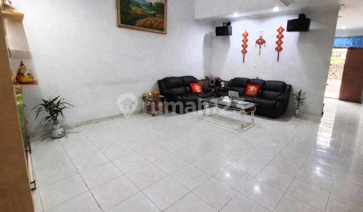 Flood-Free House in Taman Palem Lestari, Cengkareng - Move-In Ready, 3-Car Wide Road, SHM
