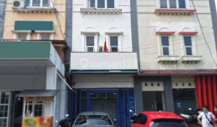 Ruko 3 Lantai Bagus di Brawijaya, Gunungpuyuh, Sukabumi, 227m, HGB 2