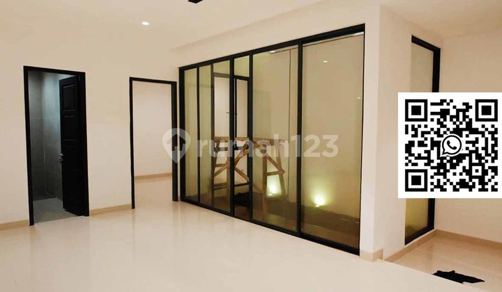 Pilih Rumah Impian Anda di Metland Cipondoh! Brand New House! ada 4+1 Kamar, 135 m², HGB 2