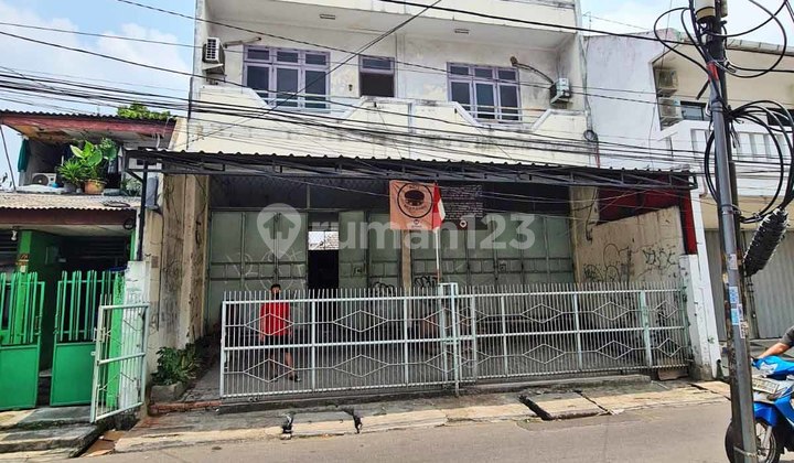 Gudang di Palmerah Barat Jakarta Barat - 509 M², Akses Truk Masuk, Cocok untuk Home Industry