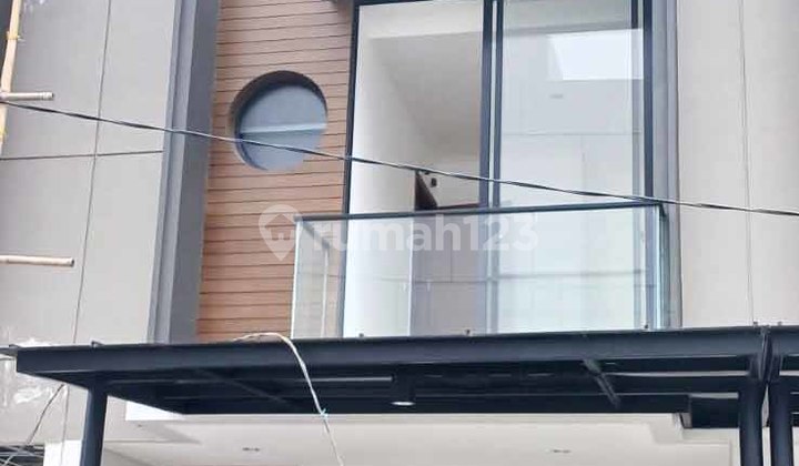 Jual Rumah Pik 2 Cluster Sapporo Residences 3 Lantai Rooftop Zen Garden