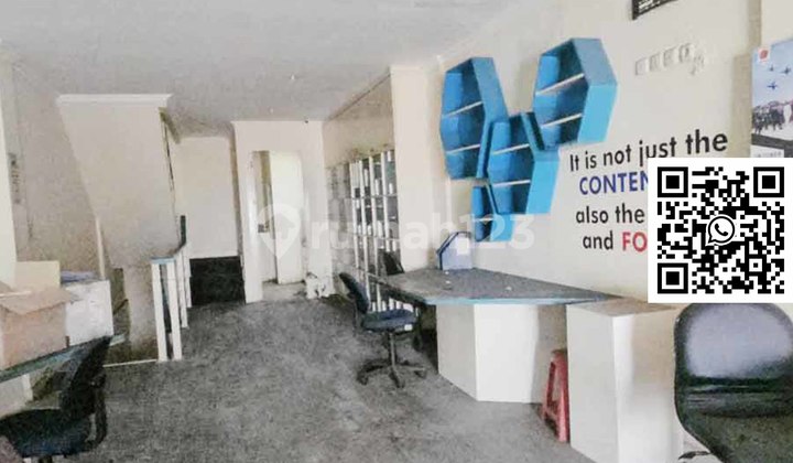 Looking for a Row of Shophouses in West Jakarta? Here They Are in Kedoya Duri Raya, Kebon Jeruk! Near the Toll Road, 410 m². 2