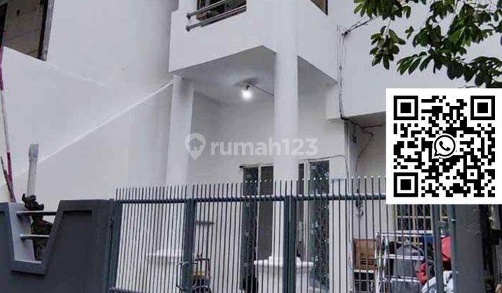 Rumah Strategis Di Tomang, Jakarta Barat 73m², 2.5 Lantai, Shm, Lokasi Prima Dekat Transportasi Umum 1