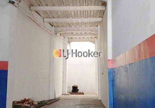 Gudang Ideal Di Jakarta Barat! 90m², Turun Harga Sewa Jadi Rp 90 Juta/Tahun, Akses Kontainer!  2