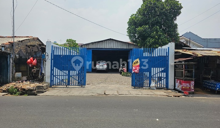 Gudang Strategis Puri Kembangan Raya – 411 m², SHM, Jalan Besar Muat Truk