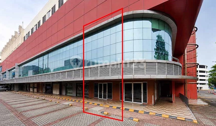 Strategic Shop House in ITC BSD Serpong, South Tangerang, Along Main Road, 2 Floors, Building Area 116m² 2