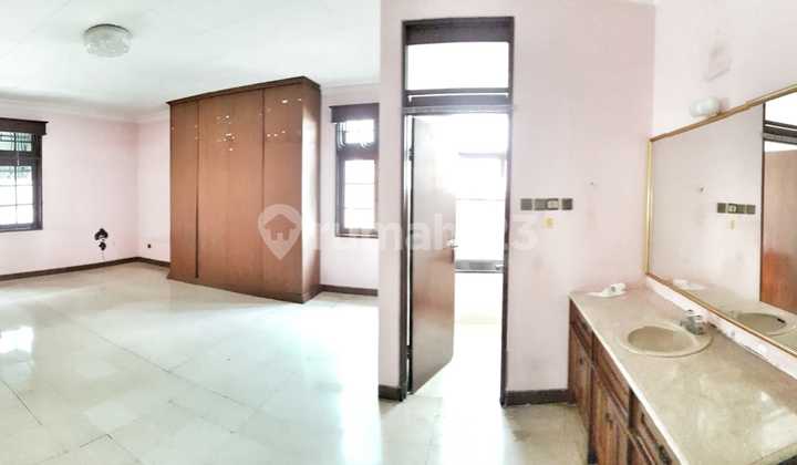 Adjacent to NJOP of Pondok Indah House 2