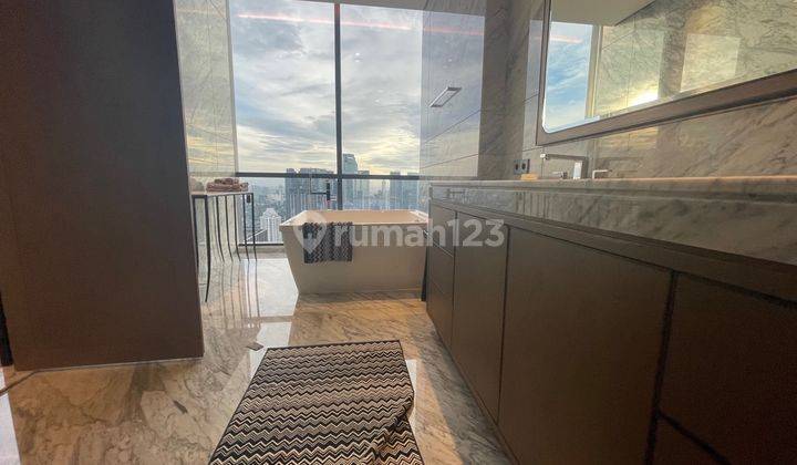 Penthouse With Pool Regent Mangkuluhur City Gatot Subroto Dijual 2