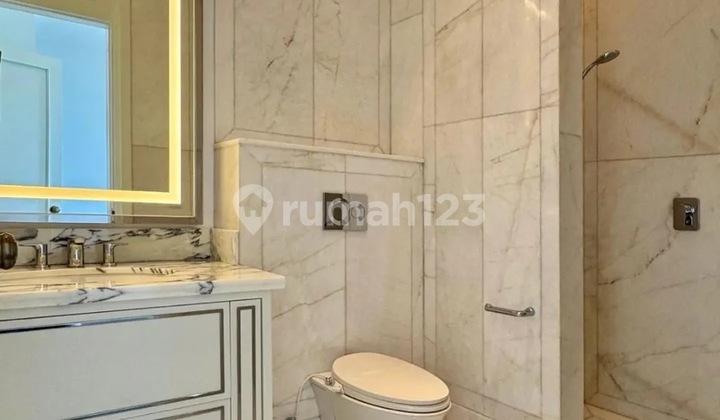 Dijual Very Good Deal The cheapest Apartemen St Regis Jakarta selatan 2