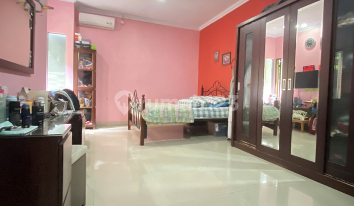 Rumah Bagus Semi Furnished SHM Ciputat, Tangerang Selatan 2