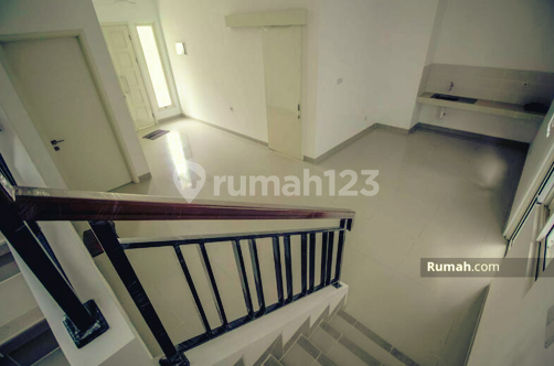 Harga Langka Rumah Mewah Nan Elegant di Cluster Faraday Summarecon