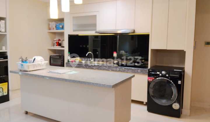 Apartemen Penthouse View Golf Dekat Akses Tol Karawaci