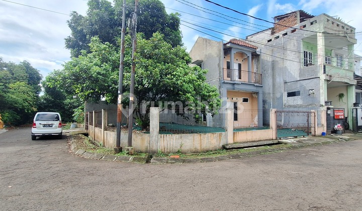 For Sale. House Hook In Bukit Cimanggu City Cluster Bogor For Sale. House Hook In Bukit Cimanggu City Cluster Bogor