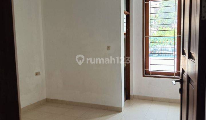 Disewakan Rumah Pluit Timur Residence 2 Lantai Shm Bagus Selatan 2