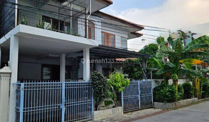 RUMAH SANGAT BAGUS HUK 270M BLOK A, LOKASI PREMIUM GREEN GARDEN JAKARTA BARAT 2