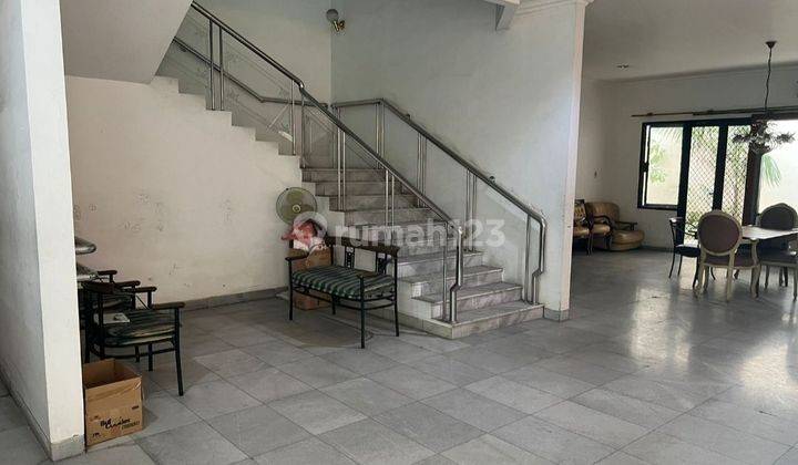 DIJUAL RUMAH LINGKUNGAN HIJAU NYAMAN, SANGAT BAGUS, JARANG ADA LUAS 433M GREEN GARDEN JAKARTA  2