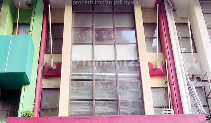 Only 82 Million, Selling 85 Sqm 5x17 3-Story Red Roof Shophouse (Ruko) - For Sale Red Roof Shophouse (Ruko) Building 330 Sqm 5x17 3 Floors