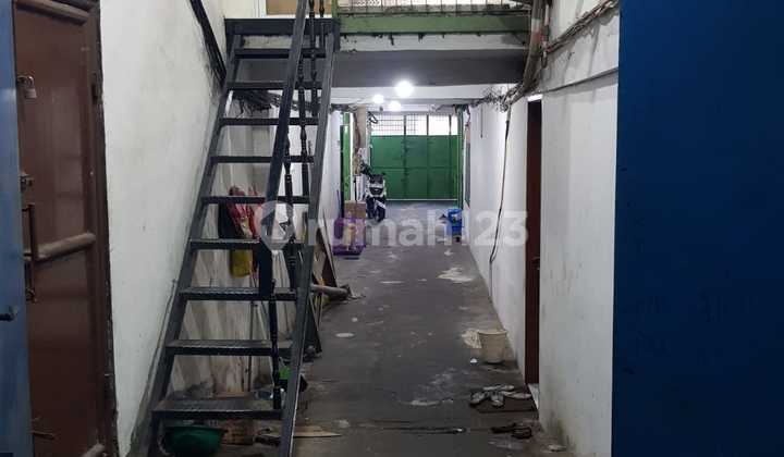 For Sale House on Sinarbudi Street 220 Sqm 12x18 2 Floors Pejagalan Penjaringan North Jakarta 2