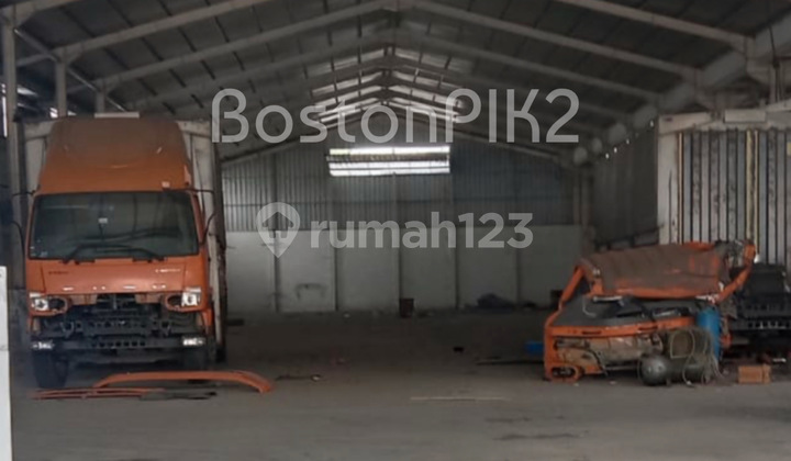 Cheapest Sale Warehouse North Bekasi 4200 M2 Container Trailer Truck Access