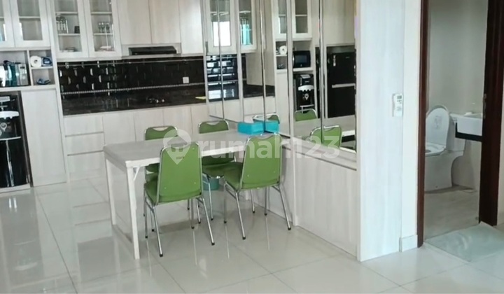 Apartemen Kensington Fully Furnished Tinggal Bawa Koper
