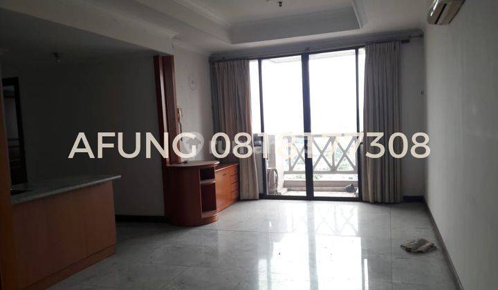 Dijual dan disewakan Apartemen Simprug Indah 3 Kamar Tidur Semi Furnished.  2