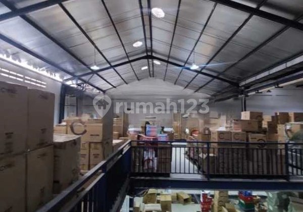 Warehouse + Office in Sunter