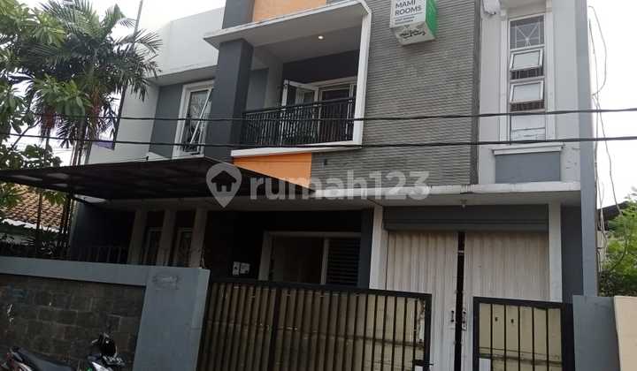 Dijual cepat Kost-Kostan di Pakulonan Gading Serpong cocok untuk investasi 