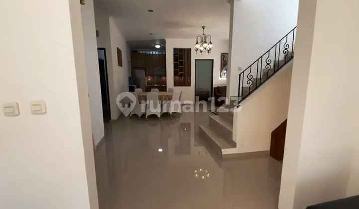 Dijual Cepat Rumah Kelas Premium Town House di Perumahan Sukajadi Bandung
