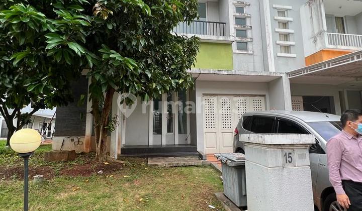 Disewakan cepat Rumah 2 lantai di Cluster Topaz PHG Gading Serpong