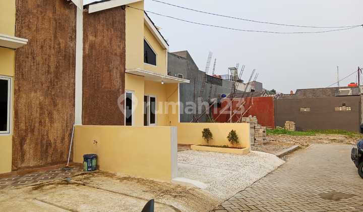 Minimalist New House, Mosque Alley, Near Cipondoi Police Station.