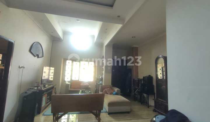 Rumah Dua Lantai Dalam Cluster Graha Bintaro 2