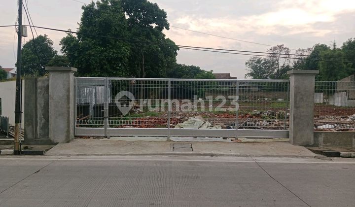 Dijual Harga Miring Tanah Lokasi Bagus , Pinggir Jalan M.saidi Raya..