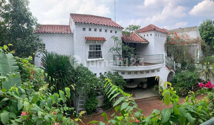 Rumah Clasic Kemang Xii 2