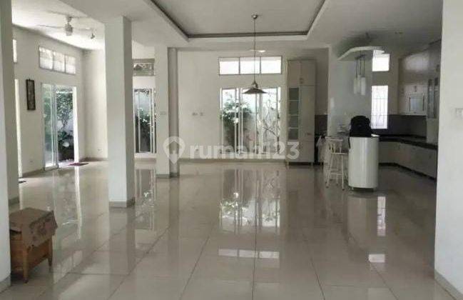 Dijual Rumah di Kebayoran Height 1