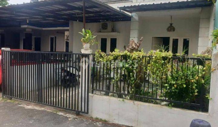 Dijual rumah di dekat stasiun jurang mangu 1