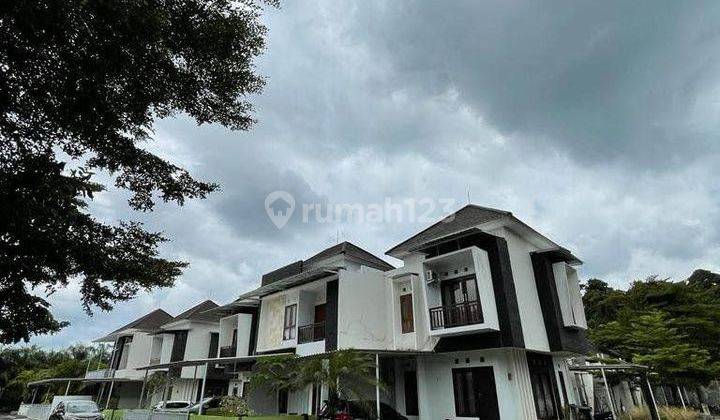 Rumah Ex Lelang Komplek Perumahan Elite One Gate Sistem 1