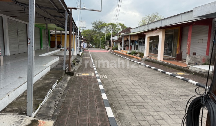 Ruko Di Dtw Tanah Lot Dalam Kawasan Wisata 
