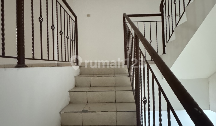 Loss Sale Margonda Shop House, Margonda Raya Shop House, Depok Shop House, 4-Storey Shop House in Depok 2