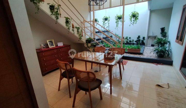 Rumah Kontrakan Bagus Semi Furnished SHM di Reog, Bandung 1