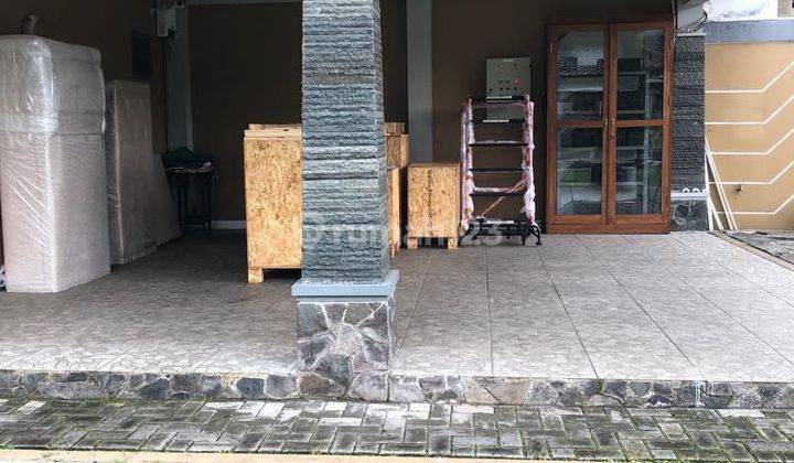 Rumah 2 Lantai Bagus Unfurnished SHM di Lembang, Bandung 2