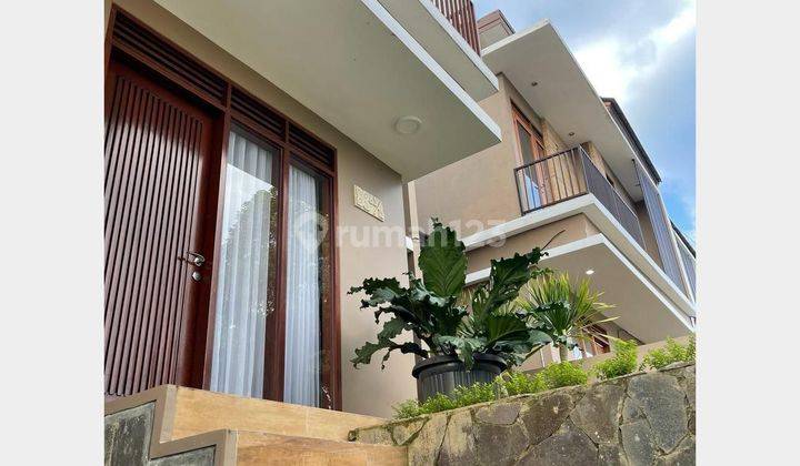 Rumah Bagus Furnished SHM DI SAYAP Setiabudi, Bandung 1