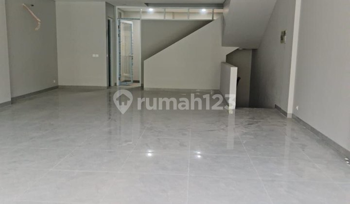 Ruko Bagus 90 m2 SHM kebon kawung Bandung Kota, Bandung